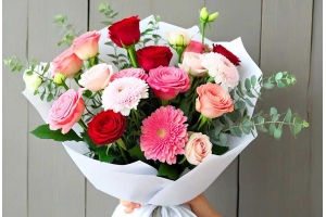 云南鲜花如何发到东南亚?鲜花邮寄要做好哪些运输准备?